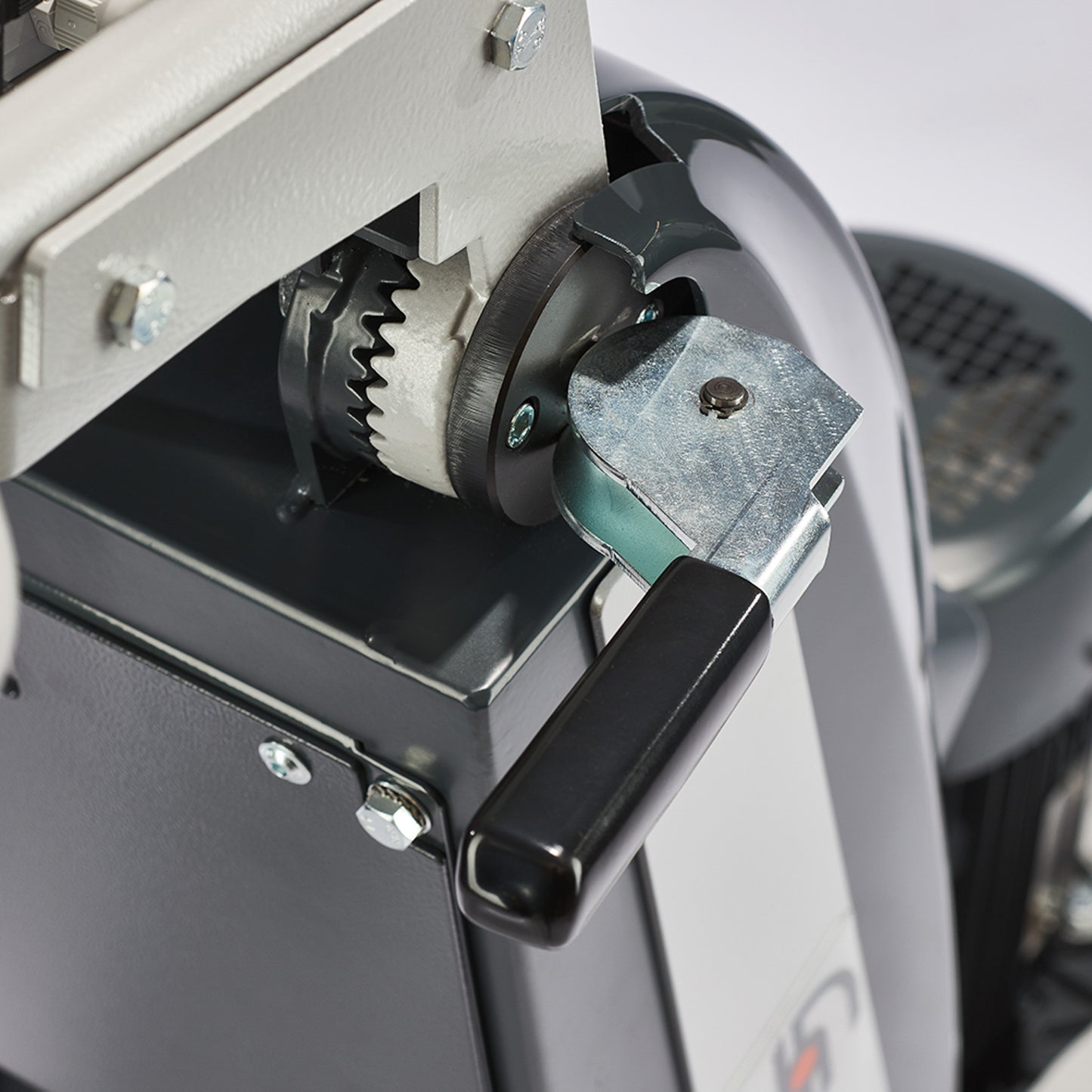 DSM450 Schwamborn Planetary Concrete Floor Grinder, 230V, 50hz, 2.2KW, Includes: hour meter ,10L Water Tank, Diamond Floating Device, Knock-On Shoe Holder, Variable Speed, Floating Dust Shroud, 106kg