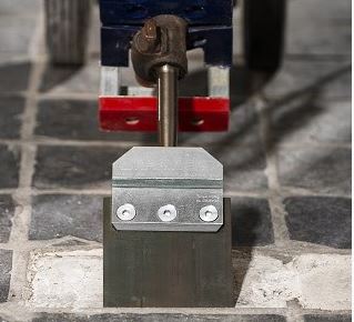 Tile Smasher / Floor Skimmer Head Combo complete with 150mm Blade & Shank. 30mm-Hex Tapered Adaptor.