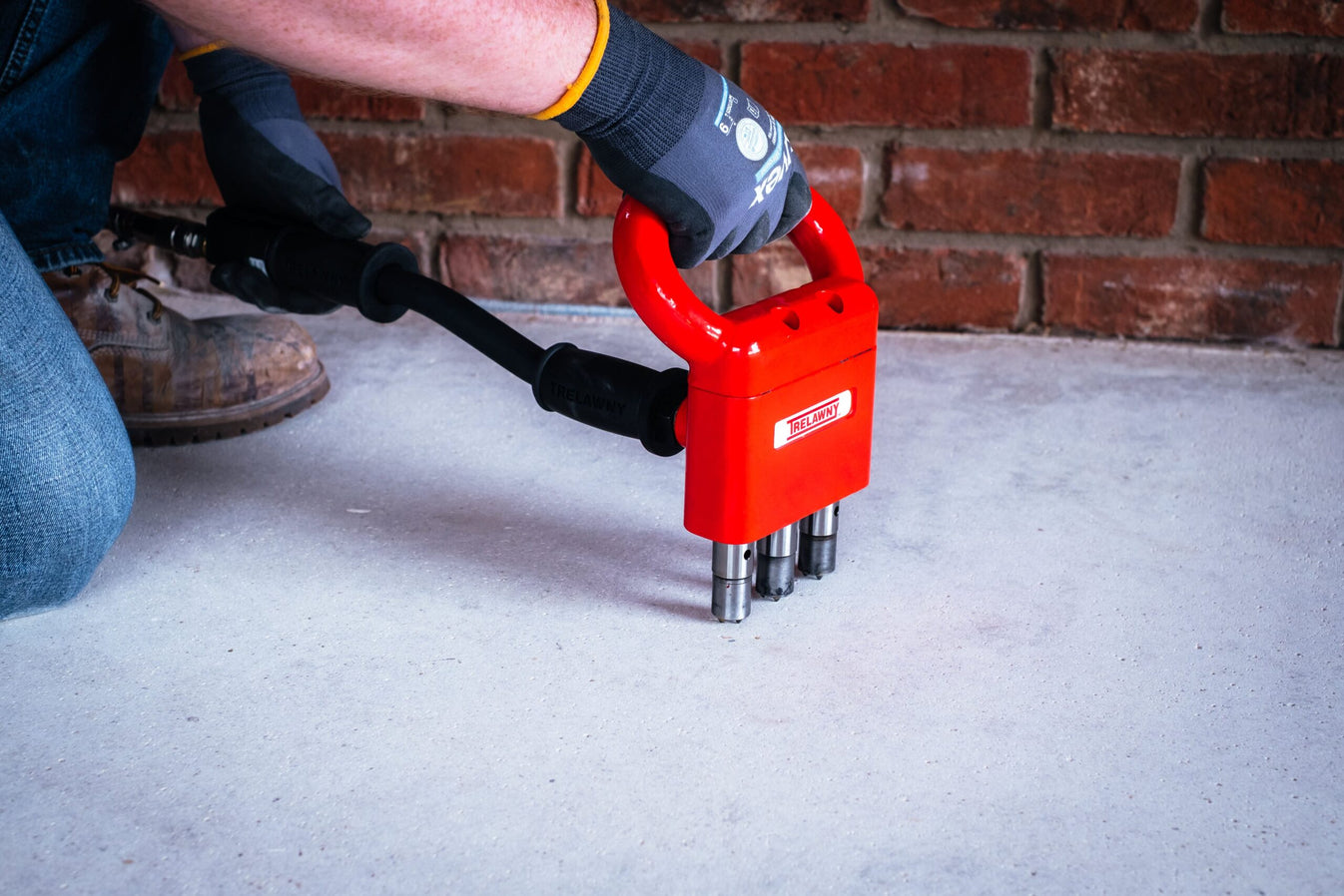 Scabling Block Air Tool Trelawny Pneumatic Triple Head Scabbler - 3 Point Head (With ...