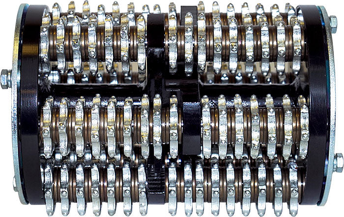 SMITH 65050.2516 8" Course Flail-it Drum complete with spacers and flails.  Fits the SMITH SPS8, Edco CPM8 and other similar scarifiers. For medium-duty scarifying, line removal, sidewalk grinding, and more.